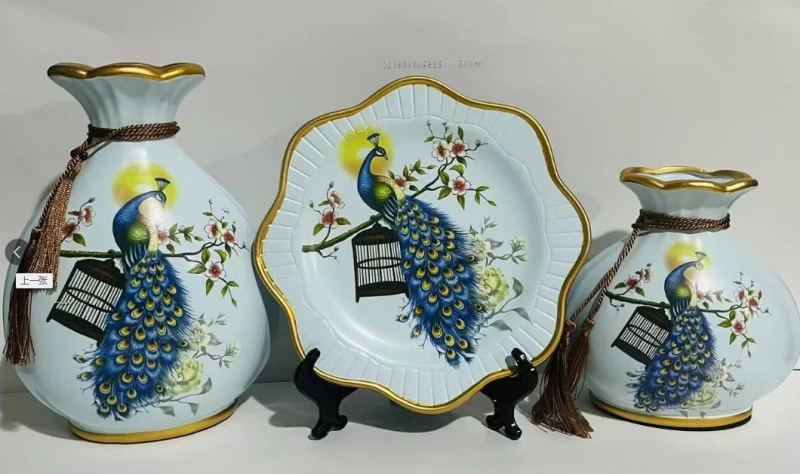 Decorative set (plate + 2 vases) | Декоративный набор (тарелка + 2 вазы)