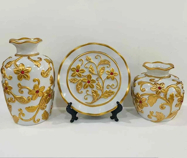 Decorative set (plate + 2 vases) | Декоративный набор (тарелка + 2 вазы)