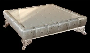 Art. 2132 - SMALL TABLE imbottito TEA 122X122XH35